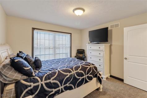 9389 Towpath Trail Seville OH 44273