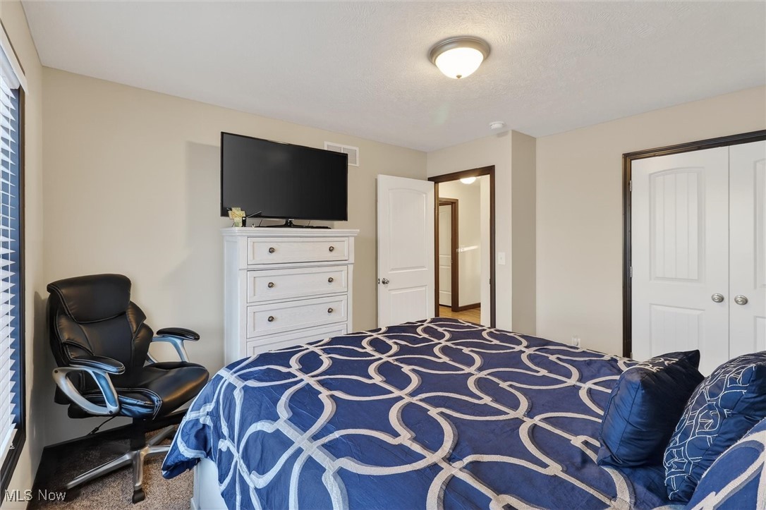 9389 Towpath Trail Seville OH 44273