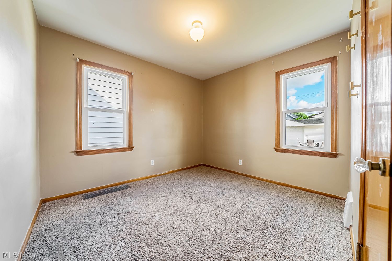 5614 Virginia Avenue Parma OH 44129