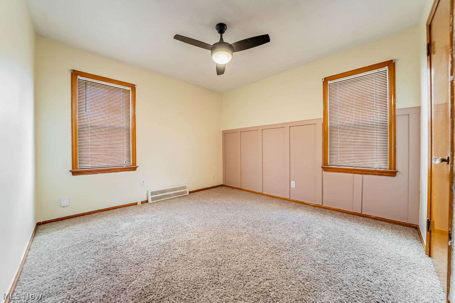 5614 Virginia Avenue Parma OH 44129