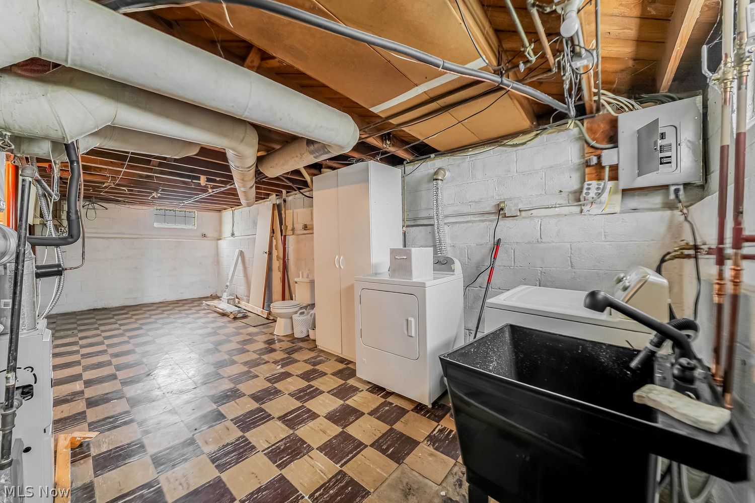 5614 Virginia Avenue Parma OH 44129
