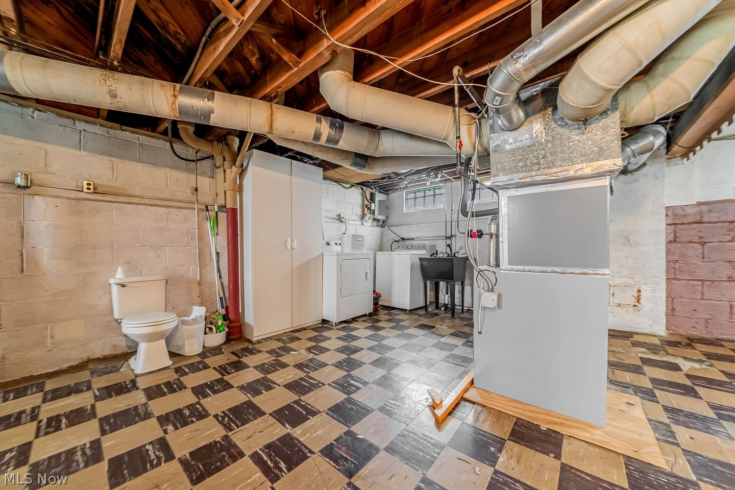 5614 Virginia Avenue Parma OH 44129