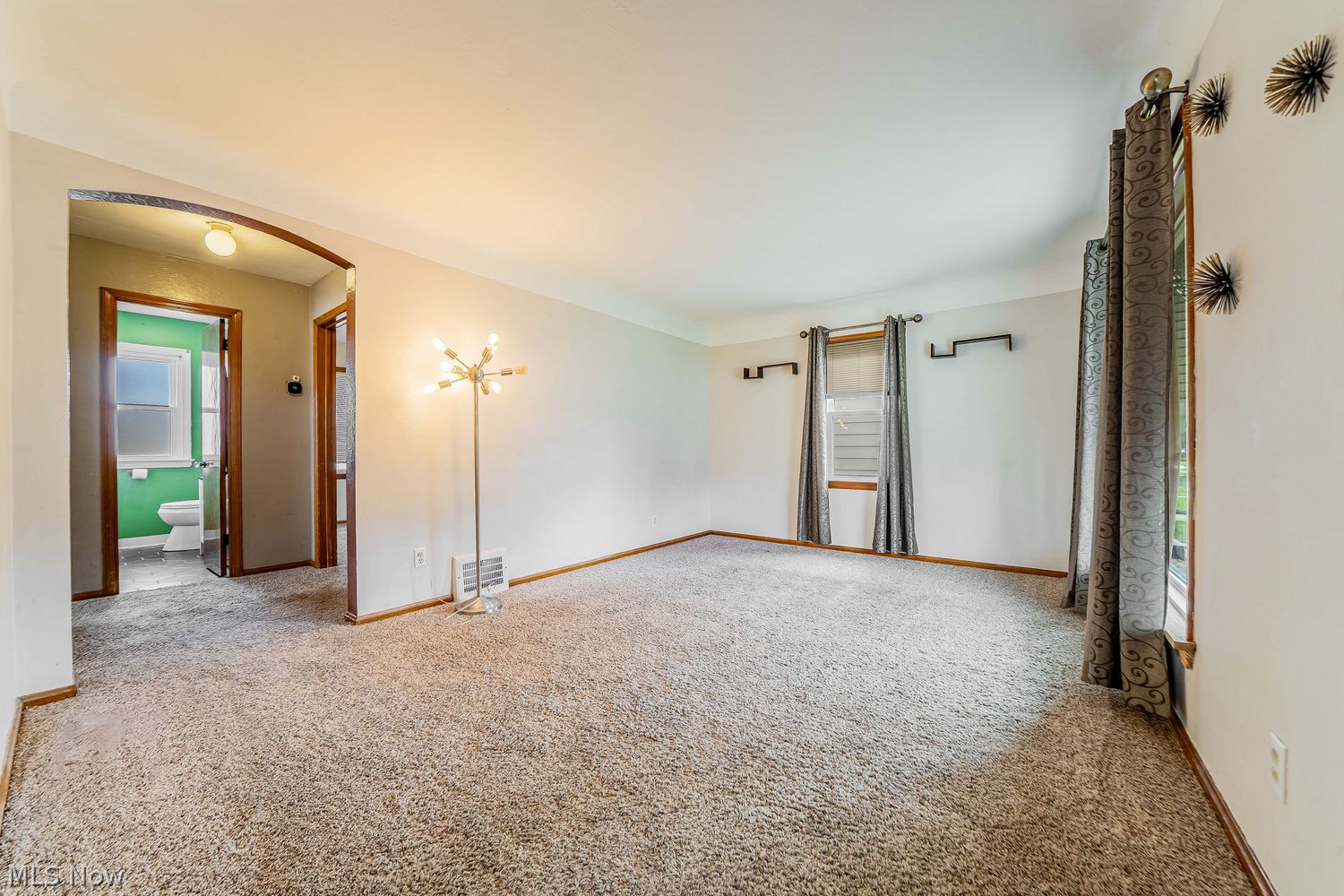 5614 Virginia Avenue Parma OH 44129