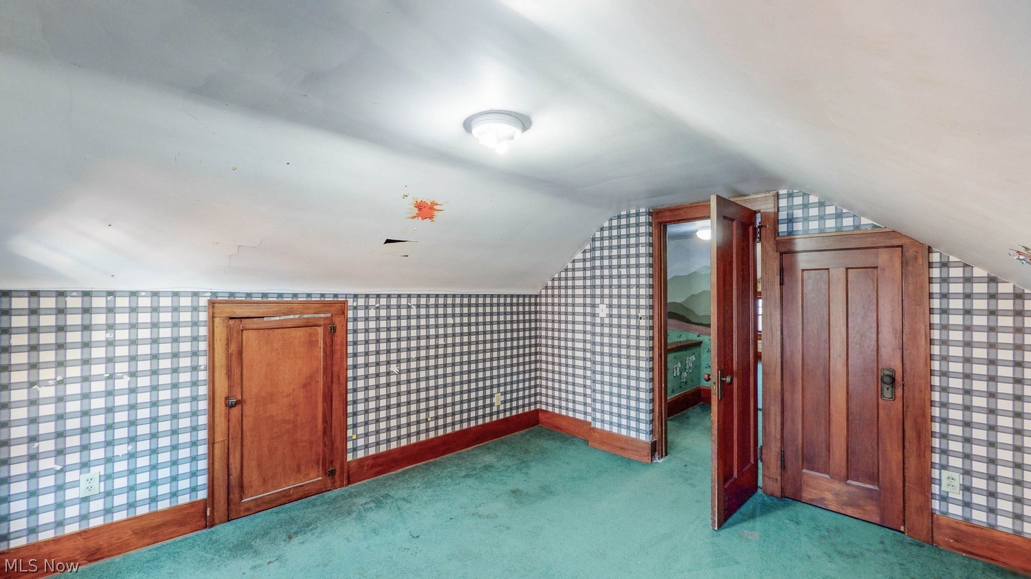 47 Castle Boulevard Akron OH 44313