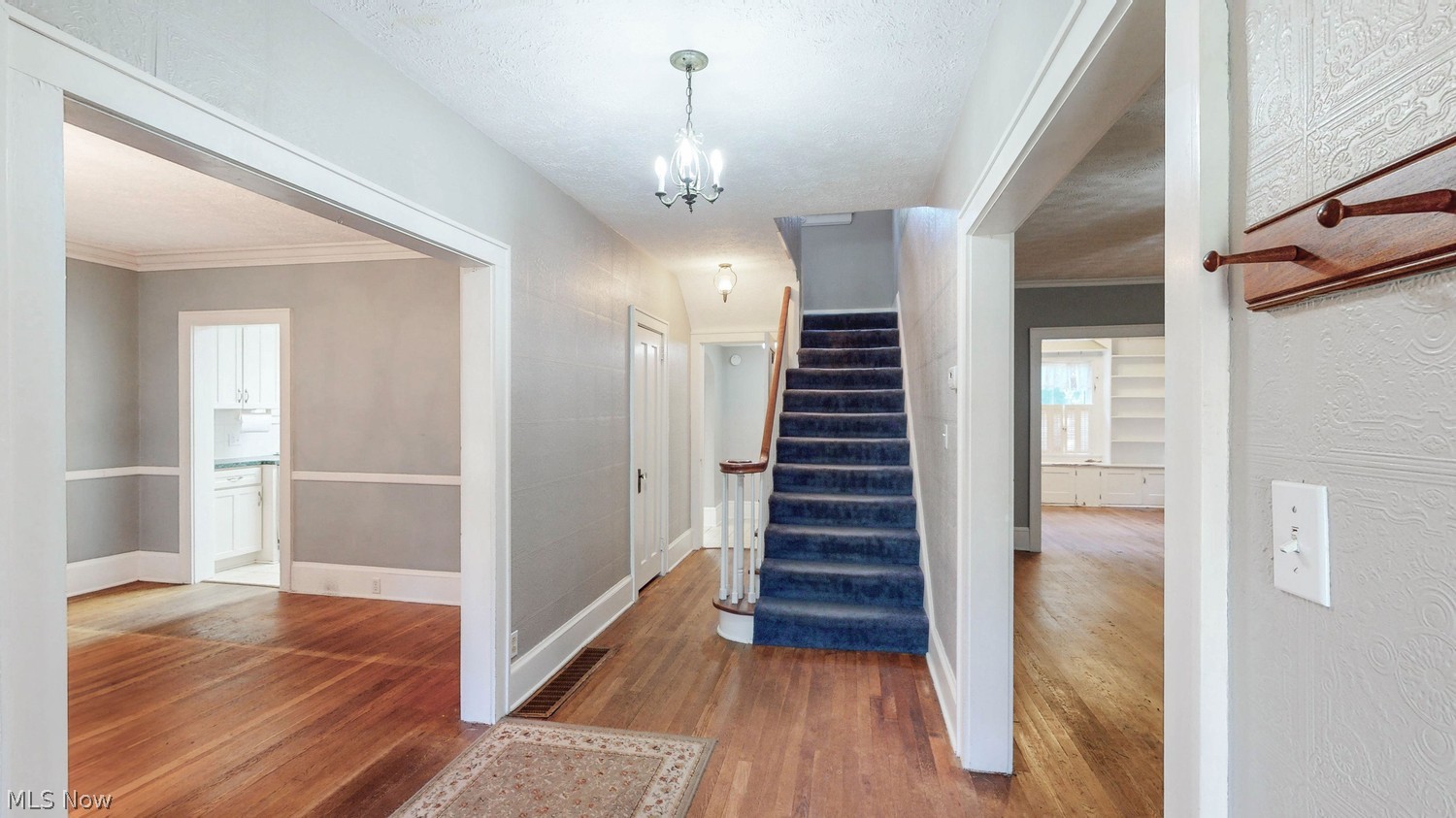 47 Castle Boulevard Akron OH 44313
