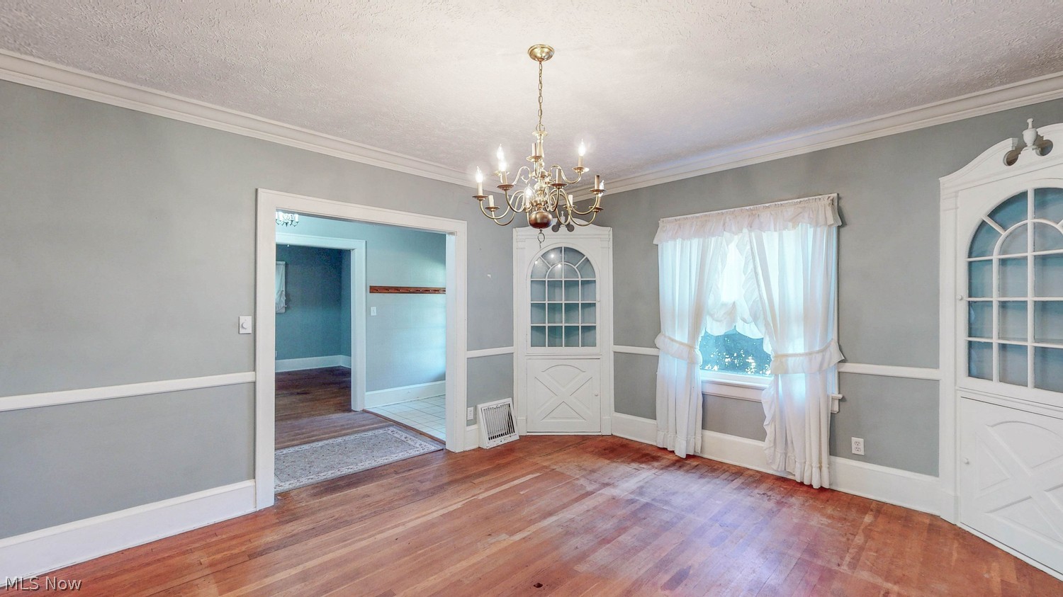 47 Castle Boulevard Akron OH 44313