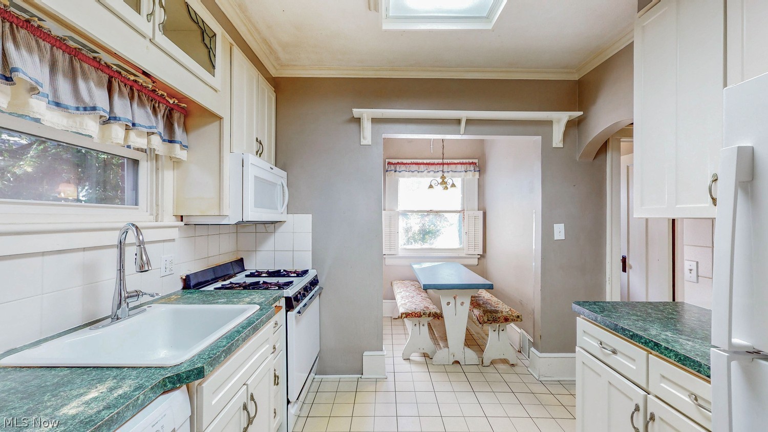 47 Castle Boulevard Akron OH 44313
