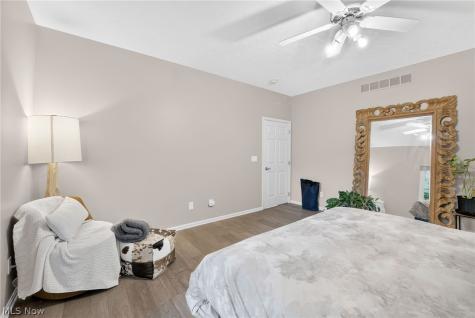 2156 Jennifer Street Akron OH 44313