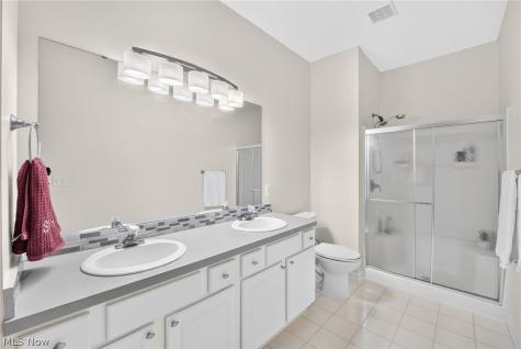 2156 Jennifer Street Akron OH 44313