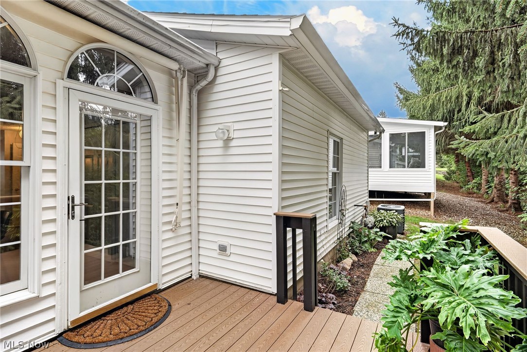 2156 Jennifer Street Akron OH 44313