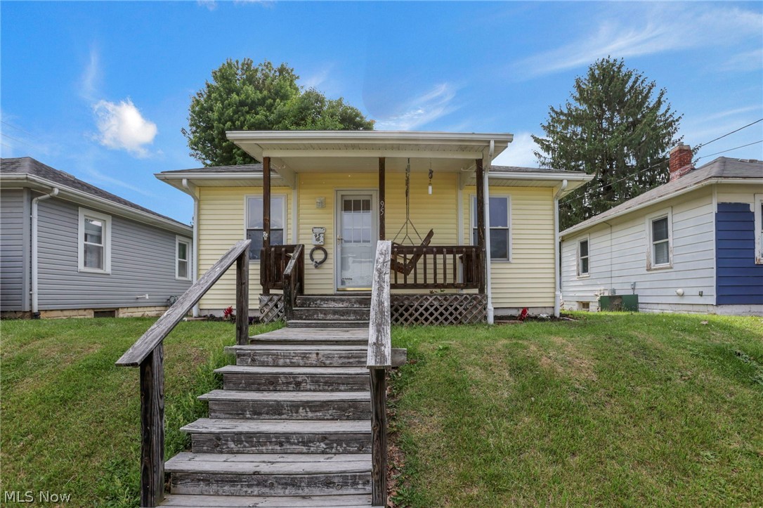 95 S Pembroke Avenue Zanesville OH 43701