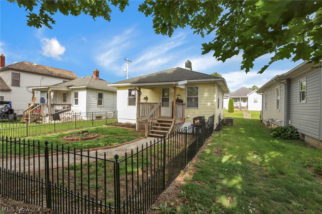 95 S Pembroke Avenue Zanesville OH 43701