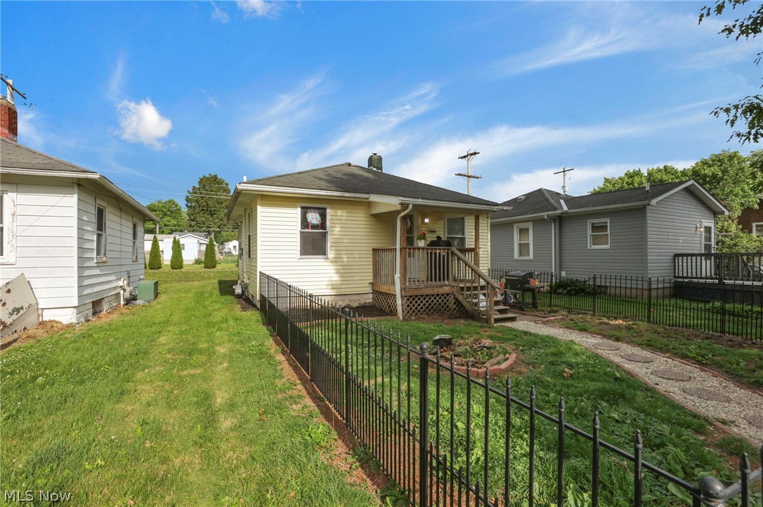 95 S Pembroke Avenue Zanesville OH 43701