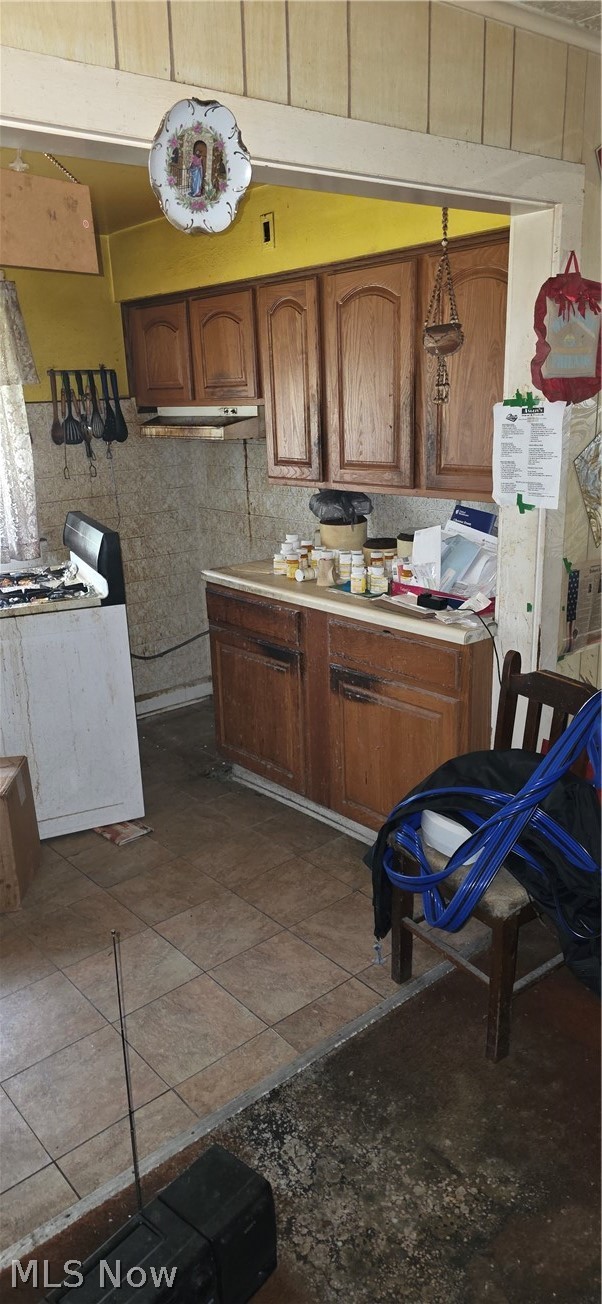 869 Sunshine Avenue Youngstown OH 44505