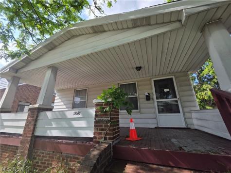 19509 Kewanee Avenue Cleveland OH 44119