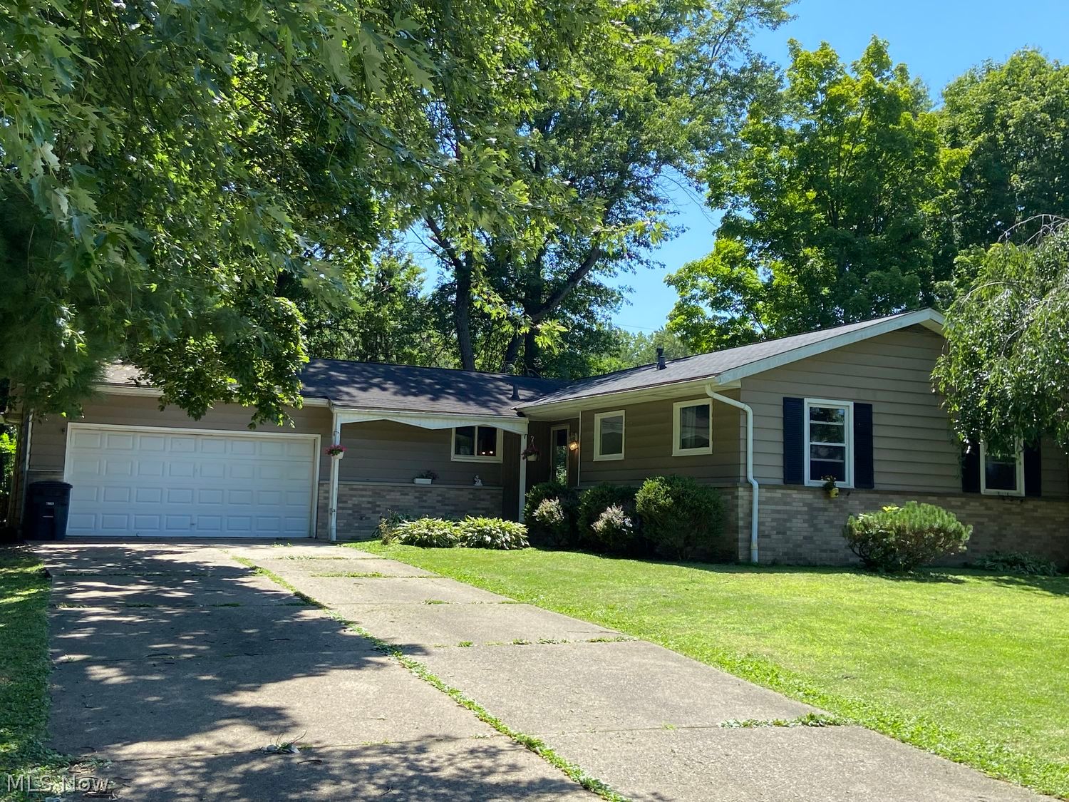 Akron OH, 1014 Margate Drive