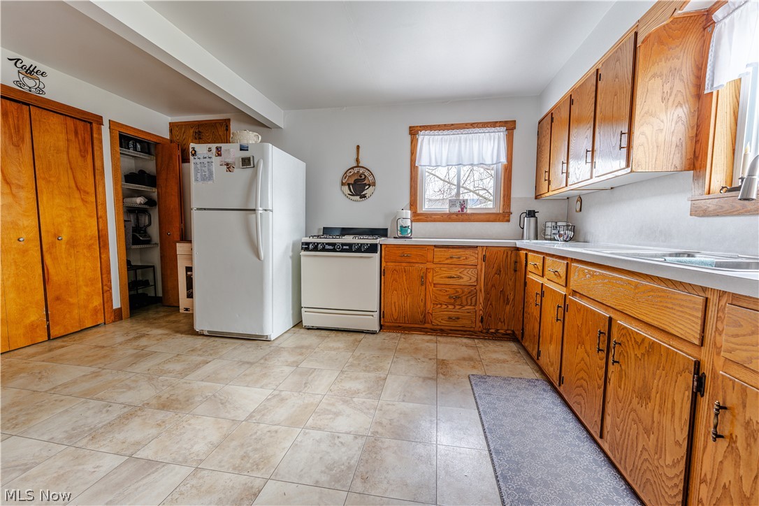 16352 And 16350 Nauvoo Road Middlefield OH 44062