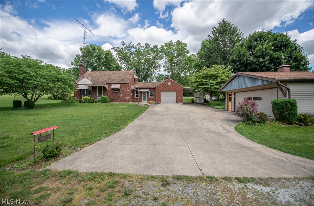 3063 Diamond Street NE Canton OH 44721