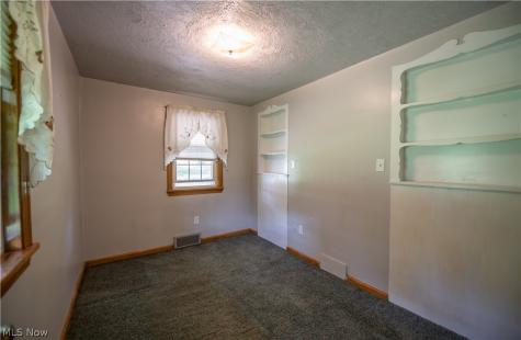 3063 Diamond Street NE Canton OH 44721