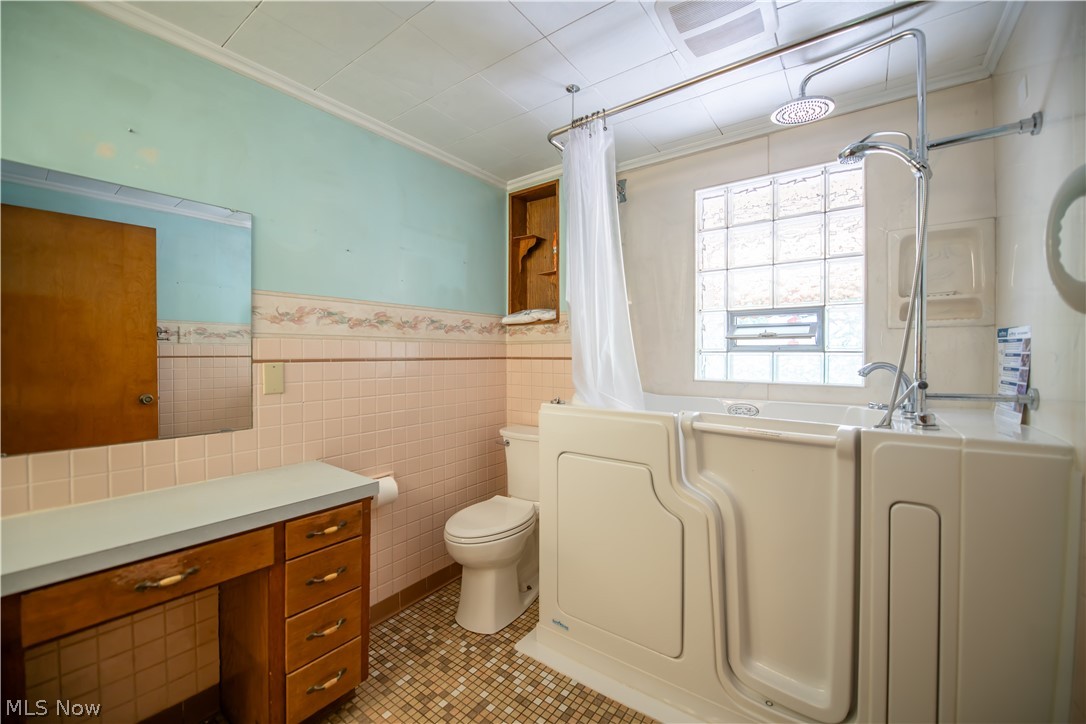 3063 Diamond Street NE Canton OH 44721