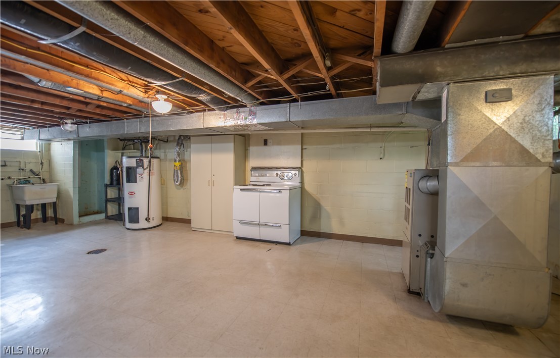 3063 Diamond Street NE Canton OH 44721