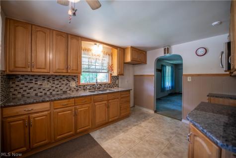 3063 Diamond Street NE Canton OH 44721