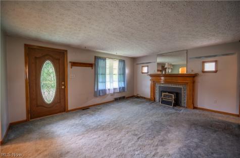 3063 Diamond Street NE Canton OH 44721