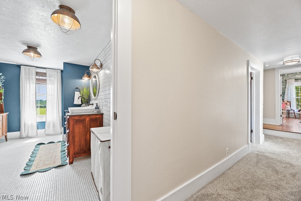 11925 Lippincott Road East Rochester OH 44625