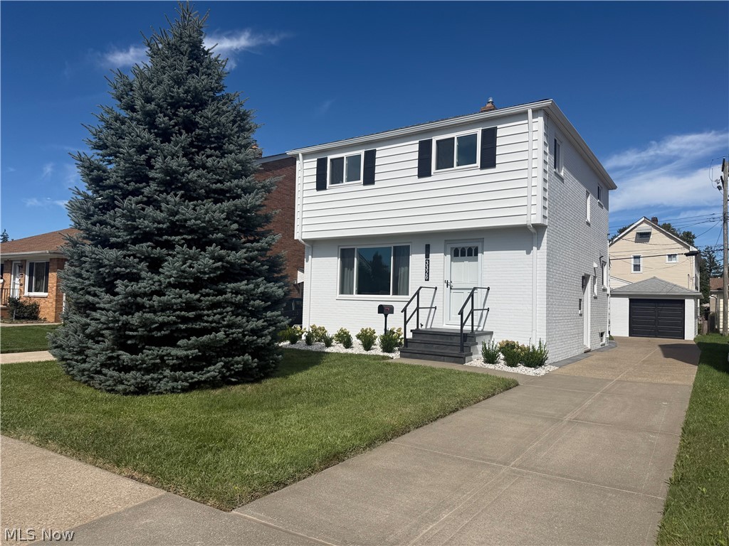 3326 Marioncliff Drive Parma OH 44134