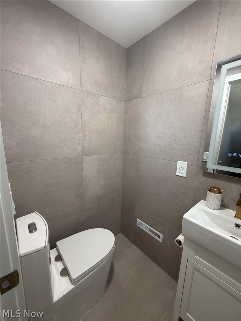 3326 Marioncliff Drive Parma OH 44134