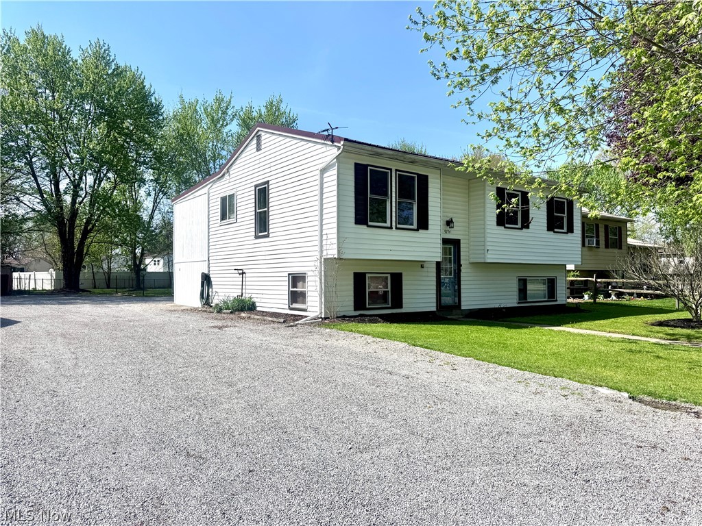 9774 Blanton Drive Windham OH 44288