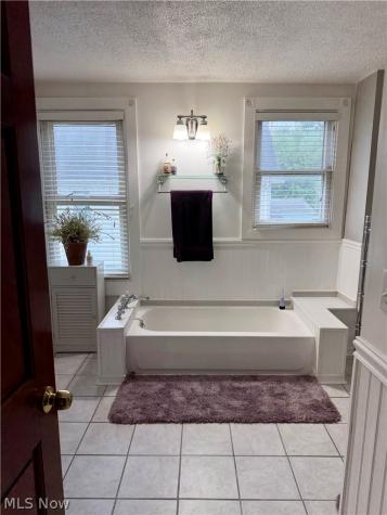 130 Lincoln Niles OH 44446