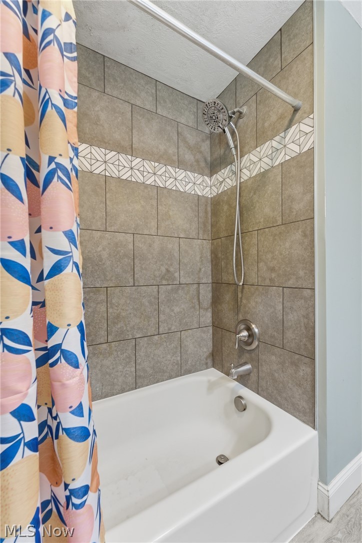 6006 Lake O Springs Avenue NW Canton OH 44718