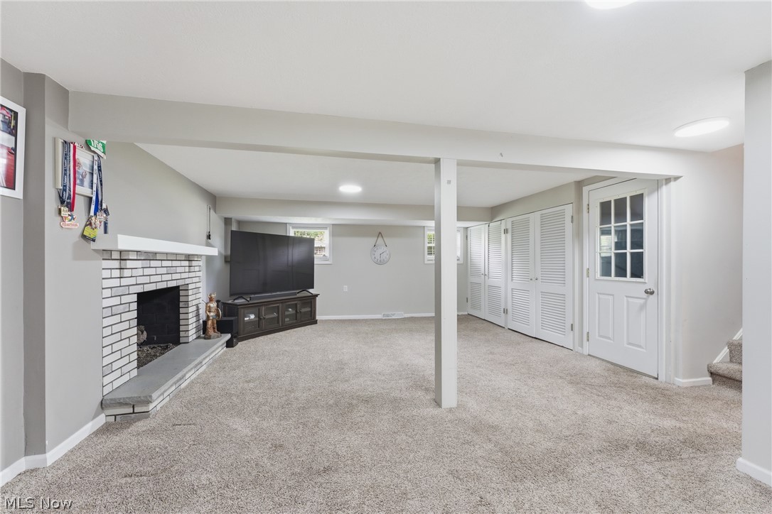 6006 Lake O Springs Avenue NW Canton OH 44718