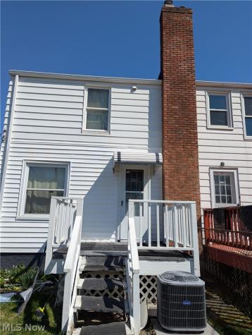1490 E 250th Street Euclid OH 44117