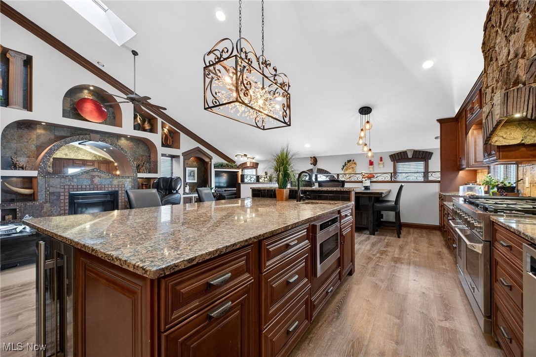 13817 Lakewood Heights Boulevard Cleveland OH 44107