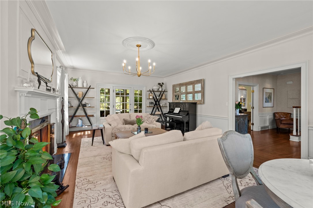 23749 Stanford Road Shaker Heights OH 44122