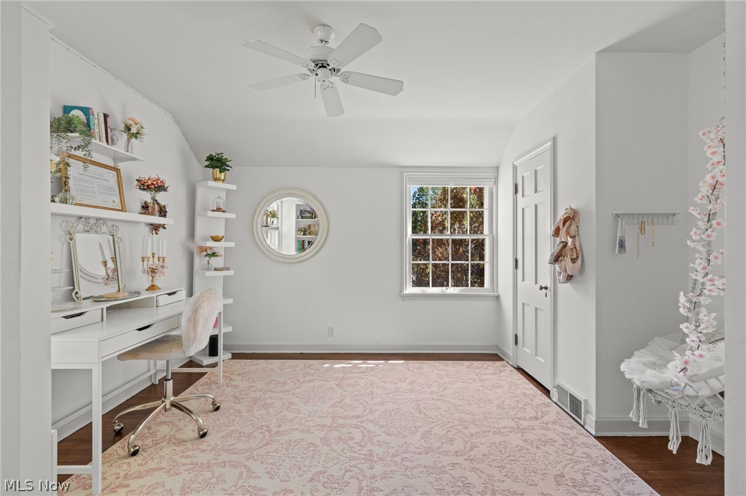 23749 Stanford Road Shaker Heights OH 44122