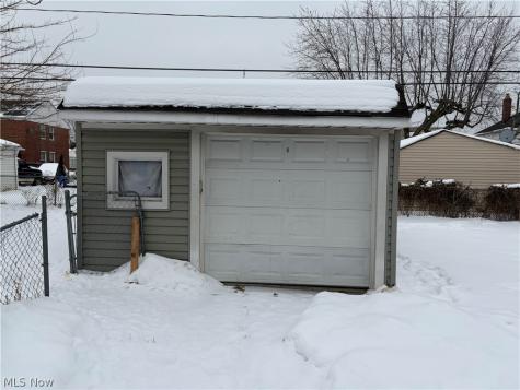 20890 Morris Avenue Euclid OH 44123