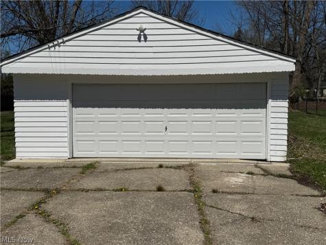 7407 Hawk Avenue Mentor OH 44060