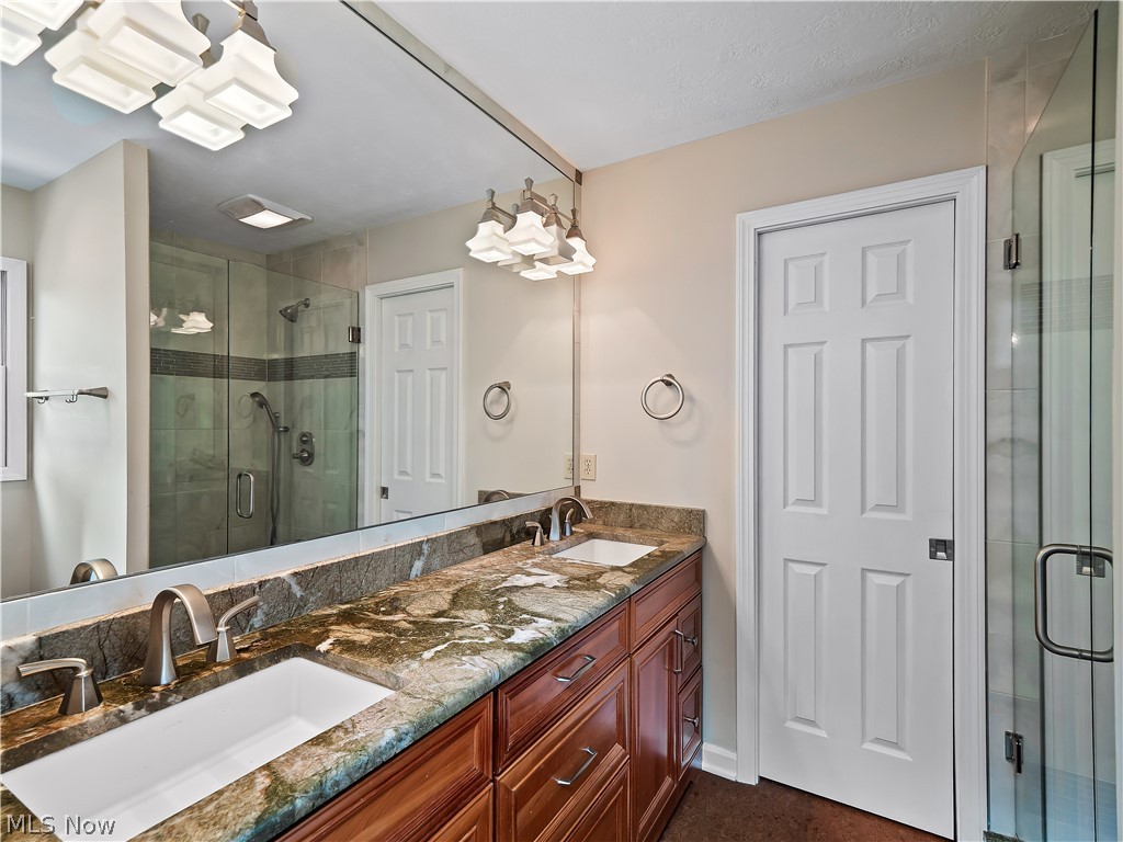 4195 Arlington Drive Brunswick OH 44212