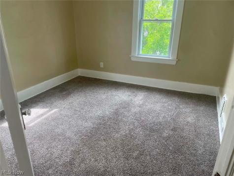 1118 W 8th Street Lorain OH 44052