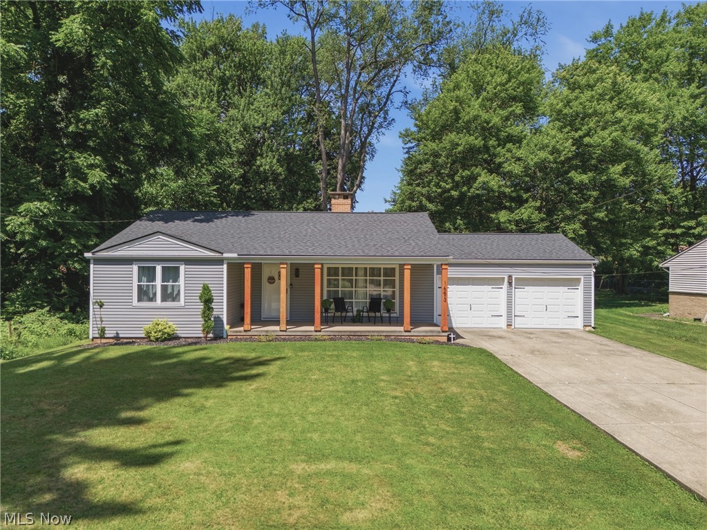 1693 Meadowlane Drive SE Canton OH 44709