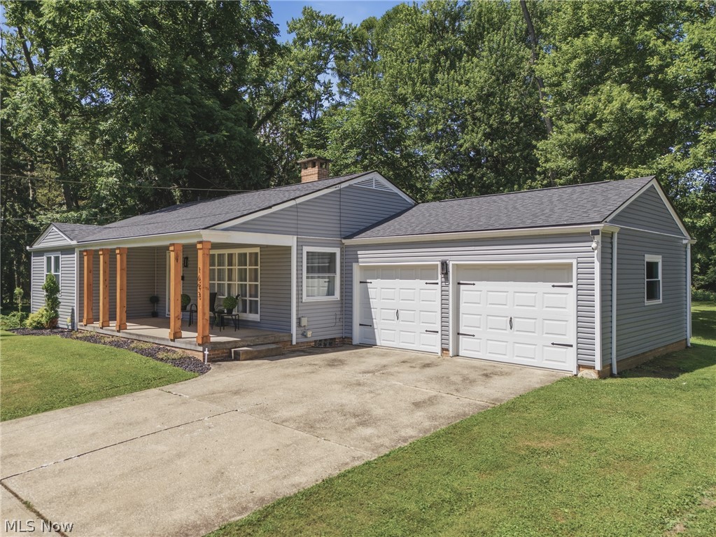 1693 Meadowlane Drive SE Canton OH 44709