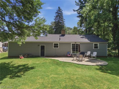 1693 Meadowlane Drive SE Canton OH 44709