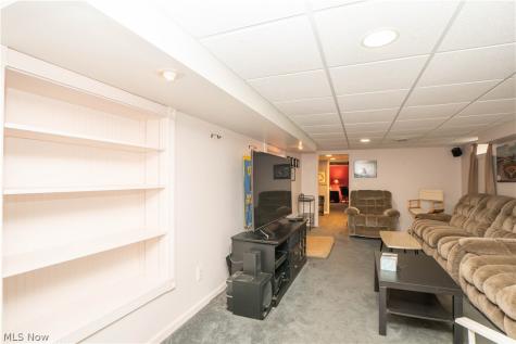 731 Bachtel Street SE North Canton OH 44720