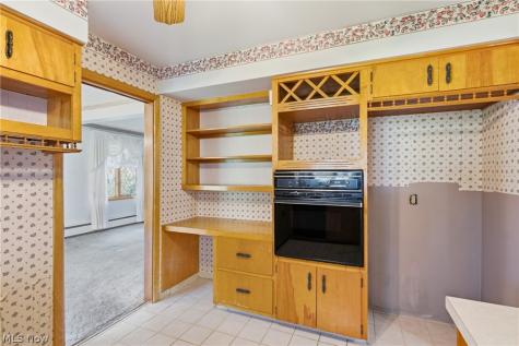 11225 Freshley Avenue NE Alliance OH 44601