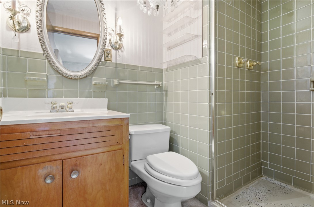 11225 Freshley Avenue NE Alliance OH 44601