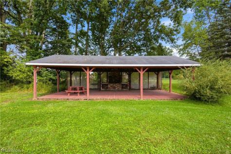 11225 Freshley Avenue NE Alliance OH 44601