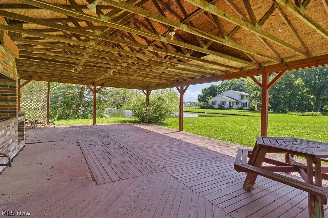 11225 Freshley Avenue NE Alliance OH 44601